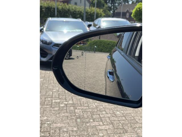 KIA Niro 1.6 GDi Hybrid ExecutiveLine l Panoramadak, Stoelverwarming V+A, Stoelventilatie, Dodehoek, Camera, 18 Inch, Adaptieve Cruise, zeer luxe!