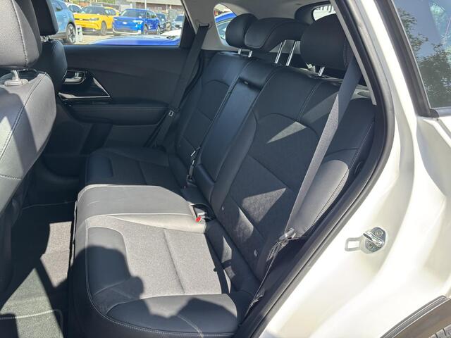 KIA Niro 1.6 GDi Hybrid DynamicLine 141pk Automaat | Adaptieve Cruise | Climate control | Apple carplay / Android Auto