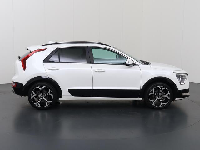 KIA Niro 1.6 GDi Hybrid DynamicPlusLine Edition | 18" lichtmetalen velgen | Elektrisch verstelbare bestuurdersstoel | Stoel/Stuurwielverwarming | LED Koplampen | Elektrisch bedienbare achterklep |