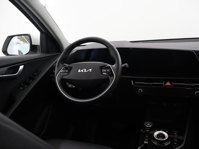 KIA Niro 1.6 GDi Hybrid DynamicPlusLine Edition | 18" lichtmetalen velgen | Elektrisch verstelbare bestuurdersstoel | Stoel/Stuurwielverwarming | LED Koplampen | Elektrisch bedienbare achterklep |