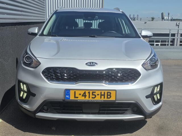 KIA Niro 1.6 GDi Hybrid DynamicLine Nieuw geleverd, Dealeronderhouden, 1e eign. Navigatie, Adaptieve cruise control, Achteruitrijcamera, Parkeersensoren