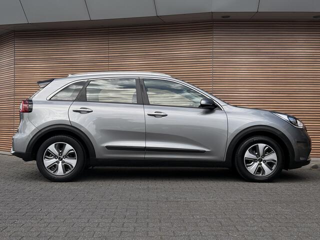 KIA Niro 1.6 GDi Hybrid DynamicLine Camera / Clima / Navi / Trekhaak