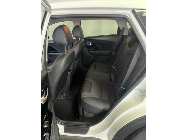 KIA Niro 1.6 GDi PHEV PLUG-IN DynamicLine 1E EIGN/ECC/CAMERA/APPLE/ADAPTIVE