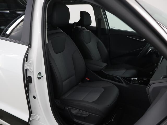 KIA Niro 1.6 GDi Hybrid DynamicPlusLine | Panoramadak | Stoel/Stuurwielverwarming | Head-Up Display | Dodehoek detectie |