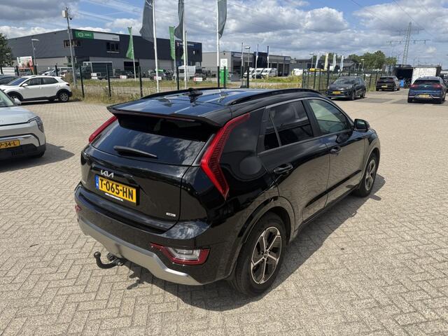 KIA Niro 1.6 GDi HEV Launch Edition + TREKHAAK