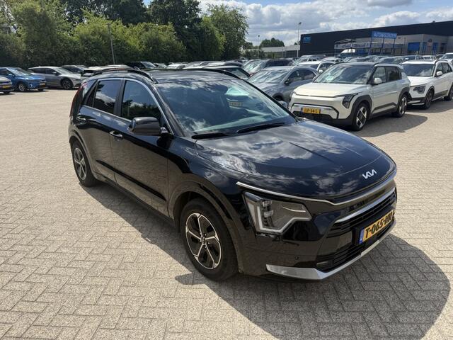 KIA Niro 1.6 GDi HEV Launch Edition + TREKHAAK
