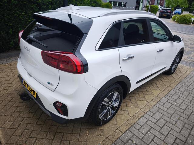 KIA Niro 1.6 GDi Hybrid ExecutiveLine Pano| Leder| Trekhaak| JBL