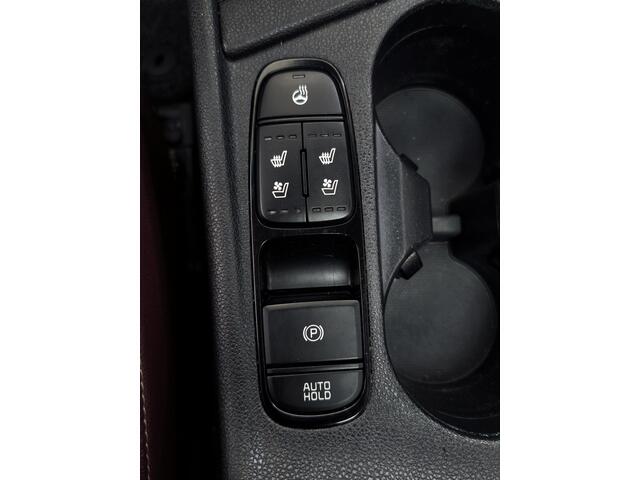KIA Niro 1.6 GDi Hybrid ExecutiveLine Pano| Leder| Trekhaak| JBL