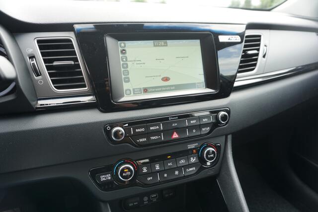 KIA Niro 1.6 GDi Hybrid DynamicLine | TREKHAAK | CAMERA | ECC | LICHTMETAAL |