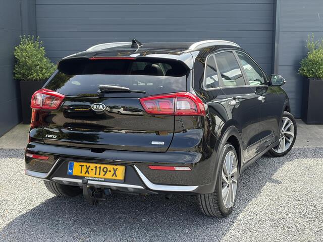 KIA Niro 1.6 GDi Hybrid Design Edition 1e Eigenaar,Trekhaak,Pano,Camera,Carplay,Stoelverw-Stuurverw,Halfleder,Lm velgen,Dealer Onderhouden,Rijstrooksensor,N.A.P,Apk tot 11-2026