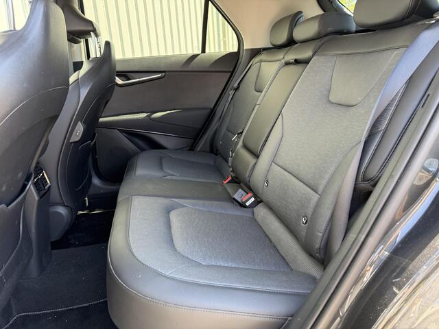 KIA Niro 1.6 GDi Hybrid ExecutiveLine | Schuif-/kanteldak | Leder | Harman/Kardon | Stoelverwarming voor + achter | 18'' Lichtmetalen Velgen