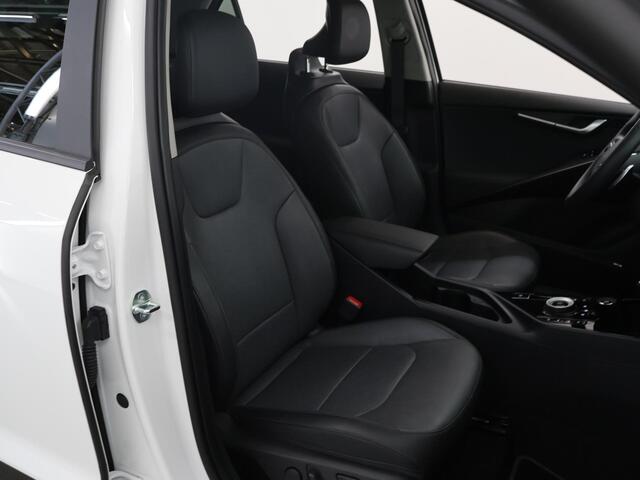 KIA Niro 1.6 GDi Hybrid ExecutiveLine | Panoramadak | Harman/kardon audio | Stoelventilatie | Remote smart Parking | Elektrisch verstelb. bestuurdersstoel met geheugen |