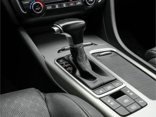 KIA OPTIMA SPORTSWAGON 2.0 GDI PHEV AUT6 DYNAMIC LINE LEDER NAVI AIRCO CAMERA LMV PDC