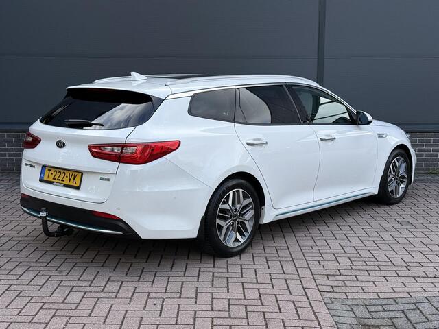 KIA OPTIMA Sportswagon 2.0 GDI PHEV ExecutiveLine / Dealer Onderhouden / Trekhaak / 1500KG Trekgewicht / open dak / Keyless / Adaptive Cruise / Harman Kardon / Elektrische Stoelen Met Geheugen /