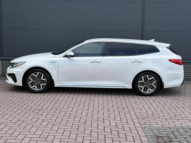 KIA OPTIMA Sportswagon 2.0 GDI PHEV ExecutiveLine / Dealer Onderhouden / Trekhaak / 1500KG Trekgewicht / open dak / Keyless / Adaptive Cruise / Harman Kardon / Elektrische Stoelen Met Geheugen /