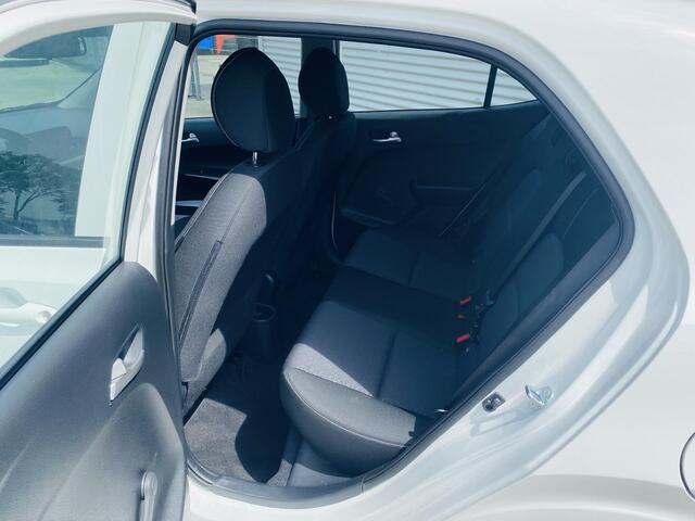 KIA PICANTO 1.0 DPi ComfortLine 5p Airco | Cruise | 5 Zitplaatsen !! | Auto rijdt momenteel km stand kan iets varieeren !