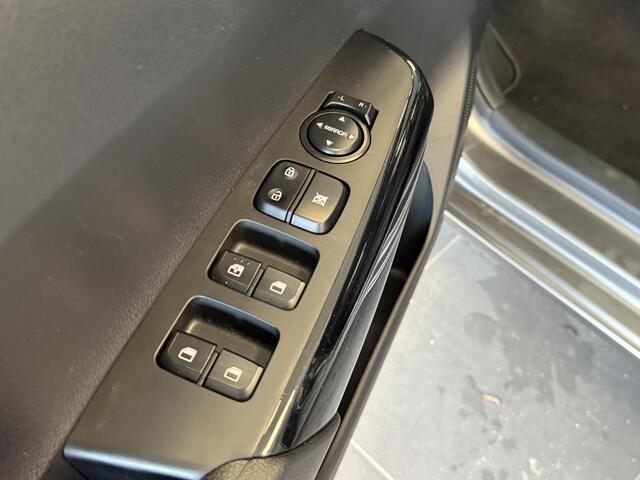 KIA PICANTO 1.0 DPi DynamicLine Weinig kilometers, Trekhaak, Licht Metalen Velgen, Apple Carplay, Android Auto, Achteruitrij Camera, DAB Radio