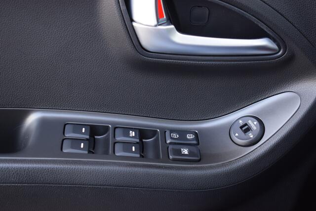 KIA PICANTO 1.0 CVVT ColorLine 5-Drs | Climate Control | Cruise Control | Navigatie | 14" Lichtmetalen velgen |