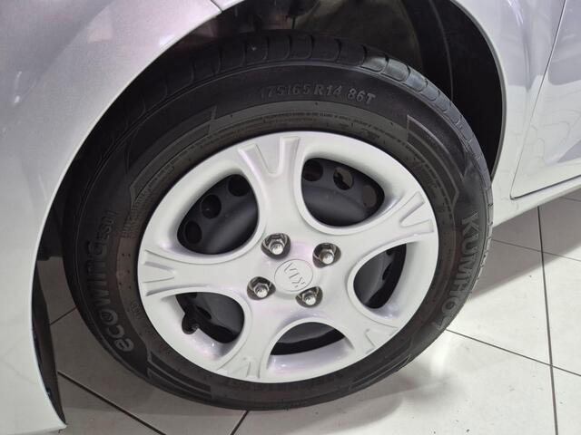 KIA PICANTO 1.0 MPi EconomyLine met trekhaak, airco,