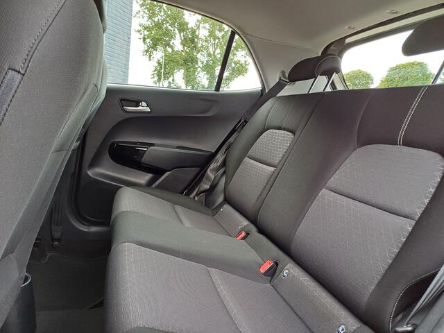 KIA PICANTO 1.0 MPi DynamicLine | APPLE CARPLAY/ ANDROID AUTO | CAMERA | AIRCO | Wij bieden ook financiering mogelijkheden aan.