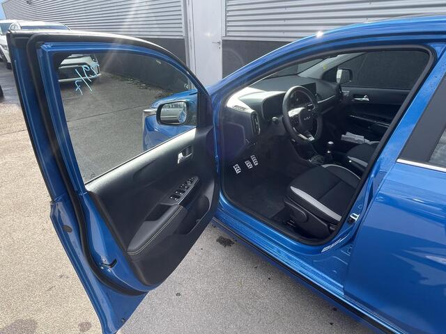 KIA PICANTO 1.0 DPI GT-Line REGISTRATIEVOORDEEL! DIRECT & NIEUW uit voorraad leverbaar! Ruim ¤1800,- Voordeel. Meerdere kleuren uit voorraad leverbaar!