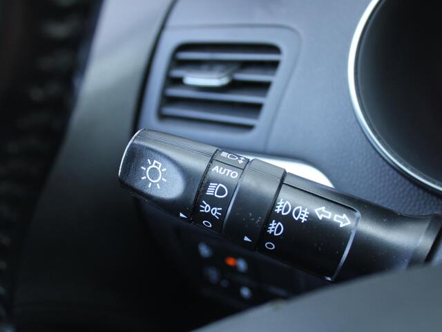 KIA PICANTO 1.0 CVVT DynamicLine | Cruise | 14" LM | Climate control | Half stof/kunstleer |