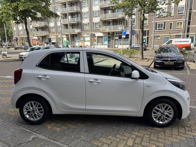 KIA PICANTO 1.0 DPi DynamicLine 97830KM! NAP | Apple Carplay | Cruise Control | Achteruitrijcamera | Lichmetalen Velgen | Dealeronderhouden |