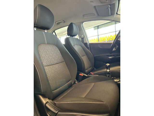 KIA PICANTO 1.0 MPi DynamicPlusLine Navigatie / Apple car play / Licht metalen velgen / Achteruitrijcamera / Cruise control / Bluetooth / Verwarmbare buitenspiegels