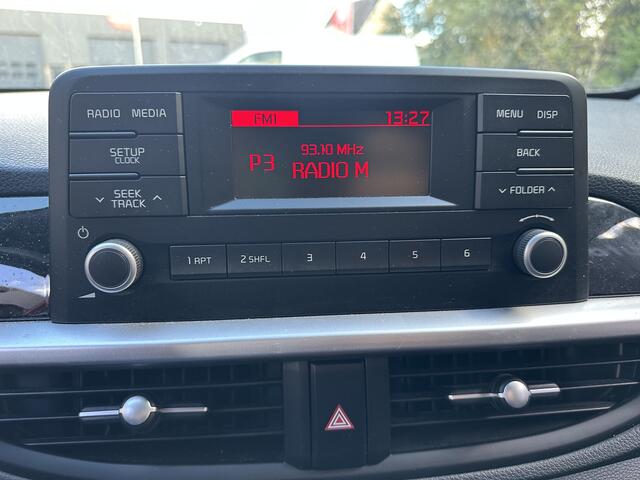 KIA PICANTO 1.0 CVVT ComfortLine Airco . 4 elc ramen .elc spiegels . cv op afstand. Orginelen km stand is 44047 km aan toon baar .