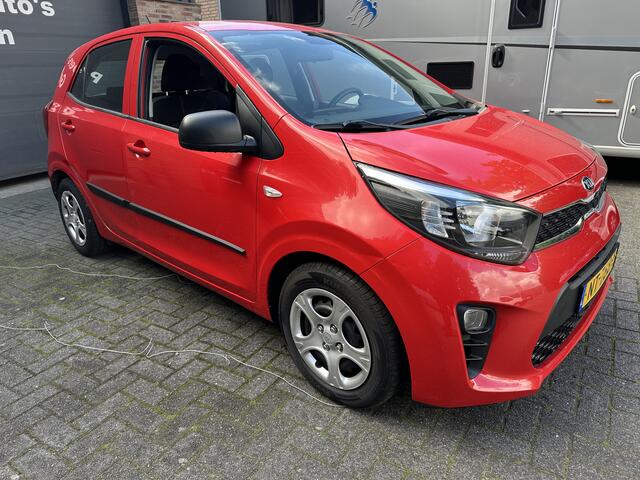 KIA PICANTO 1.0 CVVT ComfortLine Airco . 4 elc ramen .elc spiegels . cv op afstand. Orginelen km stand is 44047 km aan toon baar .