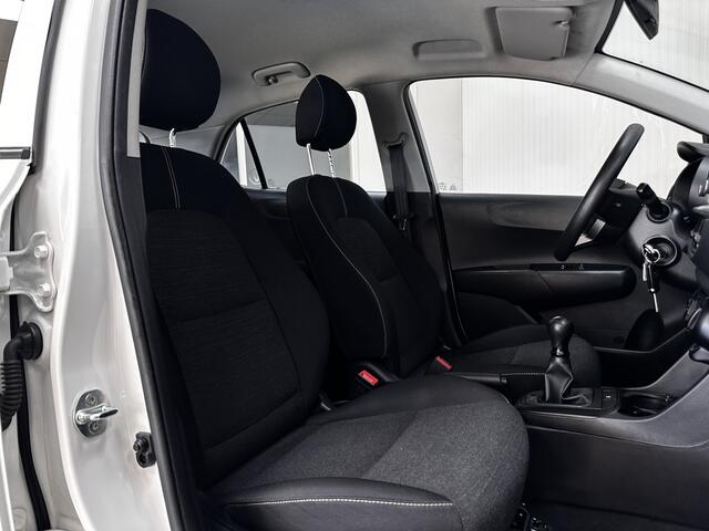 KIA PICANTO 1.0 CVVT ComfortLine /5-Drs! /Airco /Elek. ramen voor /C.V. afstand /Bluetooth /AUX & USB /Isofix /Dagrijverl.