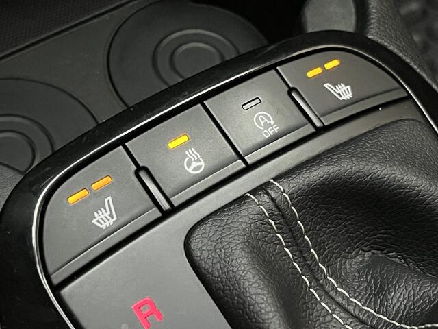 KIA PICANTO 1.0 DPi GT-Line 83PK / Stuur+Stoelverwarming / Camera / CarPlay / Clima / Privacy Glass / Automaat / 16" LMV