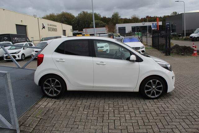 KIA PICANTO 1.0 CVVT Design Edition Lederen bekleding/Navigatie/Achteruitrijcamera/Cruise control/Climate control/Inklapbare spiegels/Licht metalen velgen/Led dagrijverlichting