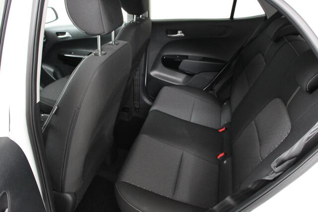 KIA PICANTO 1.0 DPi Automaat DynamicPlusLine | Navigatie | Climate Control | Camera | Parkeer Sensoren | Cruise control | Led | DAB | Lichtmetalen velgen | Extra getint glas