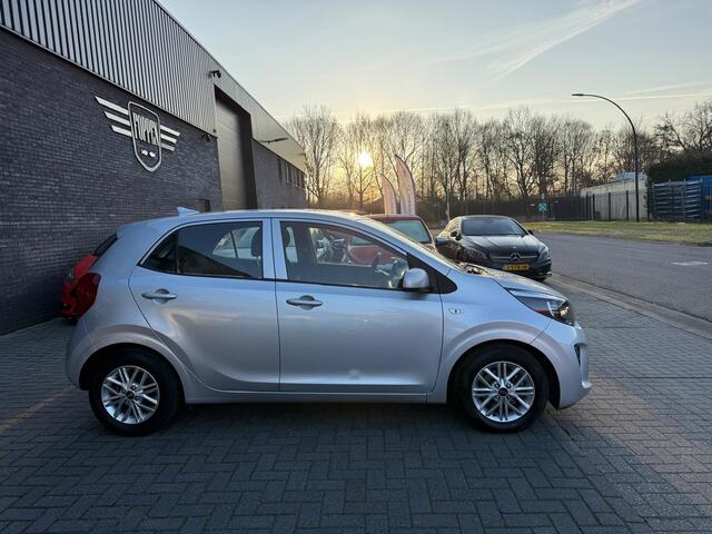 KIA PICANTO 1.0 DPi DynamicLine | 1E EIGENAAR | 12MND GARANTIE | AUTOMDAAT | DAB | CARPLAY | CRUISE |