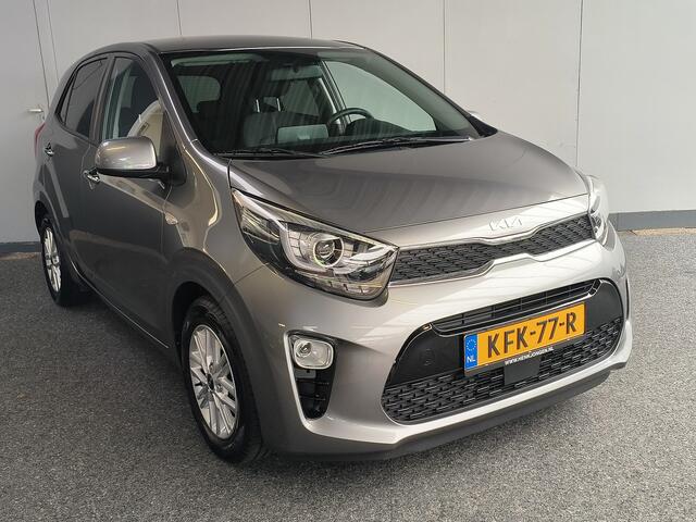 KIA PICANTO 1.0 DPi ComfortLine uit 2023 Rijklaar + Fabrieksgarantie Henk Jongen Auto's in Helmond, al 50 jaar service zoals 't hoort!