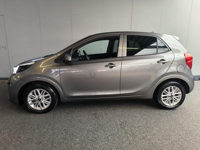 KIA PICANTO 1.0 DPi ComfortLine uit 2023 Rijklaar + Fabrieksgarantie Henk Jongen Auto's in Helmond, al 50 jaar service zoals 't hoort!