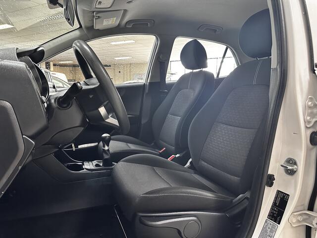 KIA PICANTO 1.0 DPi ComfortLine 5p/ 5-Drs! /Airco /Cruise/ Elek. ramen voor /C.V. afstand /Bluetooth /AUX & USB /Isofix /Dagrijverl.