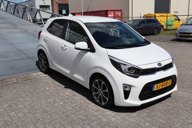 KIA PICANTO 1.0 CVVT Design Edition Achteruitrijcamera/Cruise control/Climate control/Lederen bekleding/Navigatie/Elektrisch inklapbare spiegels/Licht metalen velgen/Led dagrijverlichting
