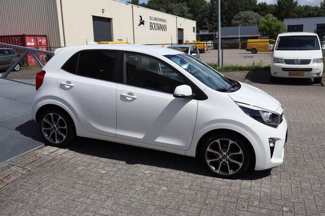 KIA PICANTO 1.0 CVVT Design Edition Achteruitrijcamera/Cruise control/Climate control/Lederen bekleding/Navigatie/Elektrisch inklapbare spiegels/Licht metalen velgen/Led dagrijverlichting