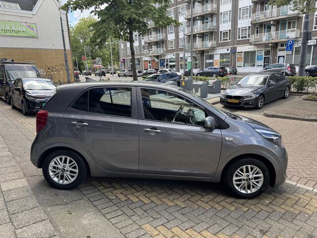 KIA PICANTO 1.0 DPi DynamicLine NAP | 1e Eigenaar | Apple Carplay | Airco | Cruise Control | Achteruitrijcamera | Lichtmetalen Velgen | Dealeronderhouden |