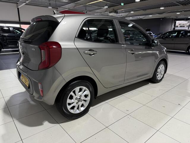 KIA PICANTO 1.0 MPi DynamicLine Apple Carplay/Android Auto, Navigatie, Camera.