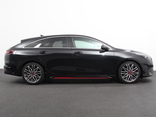 KIA PRO CEE D ProCeed 1.6 T-GDi 204pk Automaat GT Navigatie Apple Carplay/Android Auto Parkeersensoren Camera Adaptive Cruise Control Stoel- en stuurverwarming Elektrische achterklep Keyless Entry/Start Ledverlichting Virtual Cockpit
