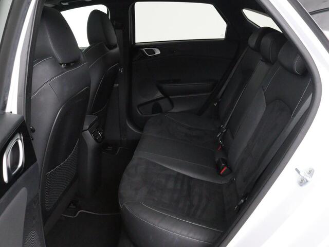 KIA PRO CEE D ProCeed 1.4 T-GDI GT-PlusLine | Panoramadak | Stoel & stuurverwarming | Camera | Carplay | Keyless | Memory | JBL