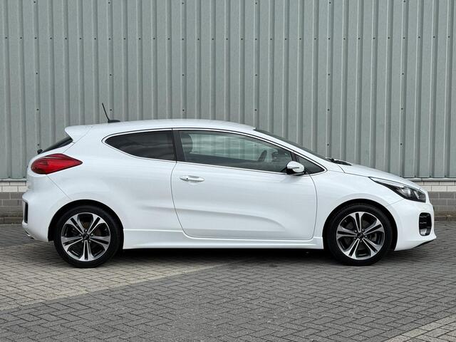 KIA PRO CEE D pro_cee'd 1.0 T-GDi GT-Line / Origineel Nederlands / Dealer Onderhouden / Parkeersensoren / 17 Inch Lichtmetalen Velgen / Navigatie / Achteruitrijcamera / Stoel & Stuurverwarming / Bluetooth / Climate Control / Cruise Control /