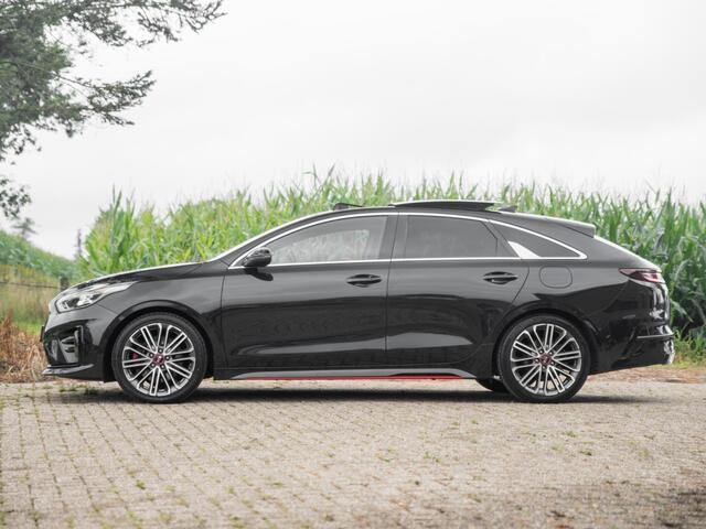 KIA PRO CEE D ProCeed 1.6 T-GDI GT Pano ACC Keyless Memory