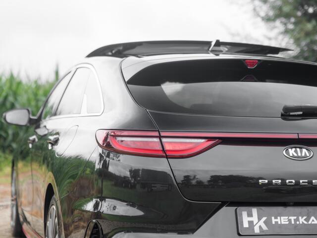 KIA PRO CEE D ProCeed 1.6 T-GDI GT Pano ACC Keyless Memory
