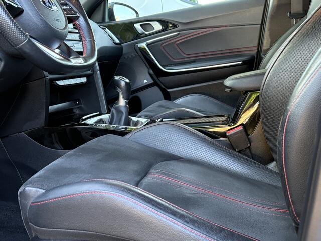 KIA PRO CEE D ProCeed 1.6 T-GDI GT | Navi | JBL | Carplay/Android | Camera | Leder/Alcantara | Keyless | Memory | Interesse? Bel of App naar: 06 30 51 05 90