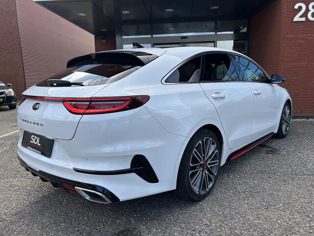 KIA PRO CEE D ProCeed 1.6 T-GDI GT // FULL LED // PANO/SCHUIFKANTELDAK // ADAPTIV CRUISE // NAVI + CARPLAY // CAMERA // MEMORY SEAT