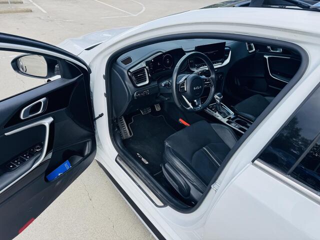 KIA PRO CEE D ProCeed 1.5 T-GDi GT-Line Automaat|Panoramadak|Stoelen & Stuurwiel verwarmd|Dodehoekdetectie|PDC|LED|BTW-auto|1e Eigenaar